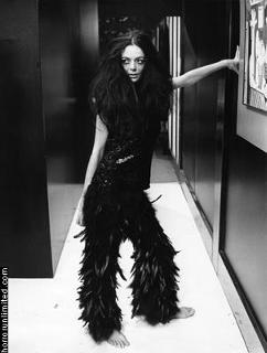 Barbara Steele feet photo 20