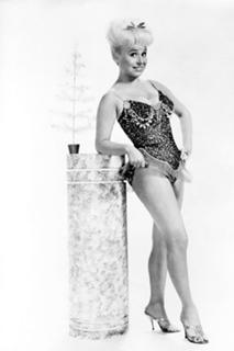 Barbara Windsor feet photo 12