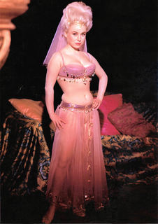 Barbara Windsor feet photo 3
