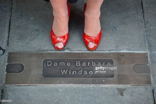Barbara Windsor feet photo 7