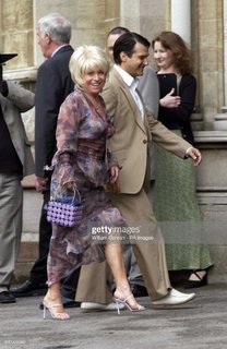Barbara Windsor feet photo 17