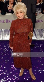 Barbara Windsor feet photo 15