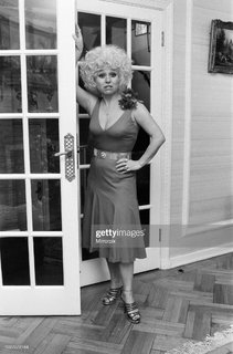 Barbara Windsor feet photo 7
