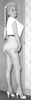 Barbara Windsor feet photo 16