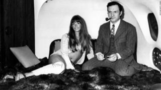 Barbi Benton feet photo 1