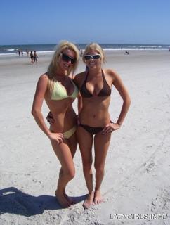 Barbie Blank feet photo thumbnail