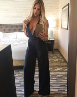 Barbie Blank feet photo thumbnail