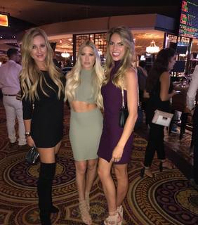 Barbie Blank feet photo thumbnail