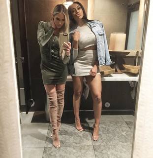 Barbie Blank feet photo thumbnail