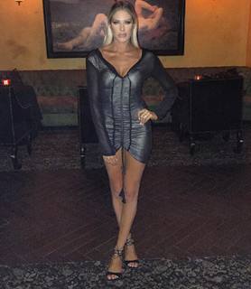 Barbie Blank feet photo thumbnail