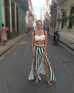 Barbie Blank feet photo thumbnail