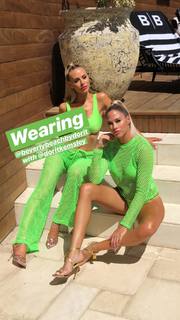 Barbie Blank feet photo thumbnail