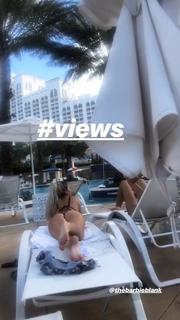 Barbie Blank feet photo thumbnail