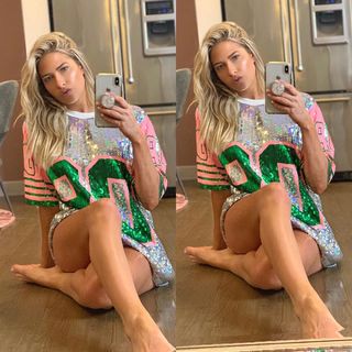 Barbie Blank feet photo thumbnail