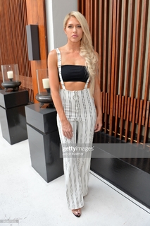 Barbie Blank feet photo thumbnail