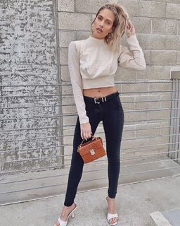 Barbie Blank feet photo thumbnail