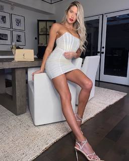 Barbie Blank feet photo thumbnail
