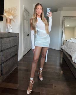 Barbie Blank feet photo thumbnail