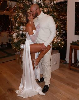 Barbie Blank feet photo thumbnail