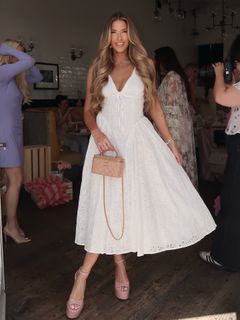 Barbie Blank feet photo 9