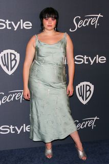 Barbie Ferreira feet photo thumbnail