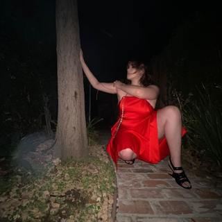 Barbie Ferreira feet photo thumbnail