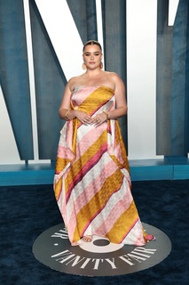 Barbie Ferreira feet photo thumbnail