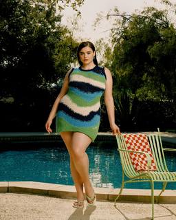Barbie Ferreira feet photo thumbnail
