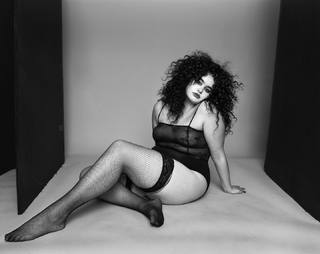 Barbie Ferreira feet photo thumbnail