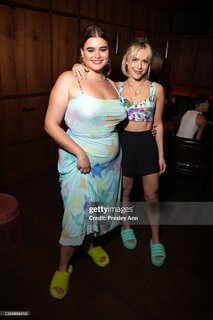 Barbie Ferreira feet photo thumbnail