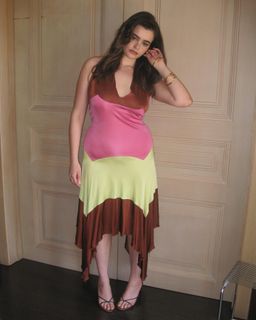 Barbie Ferreira feet photo thumbnail