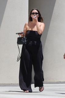 Barbie Ferreira feet photo thumbnail