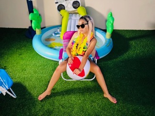 Barbie Rican feet photo 3