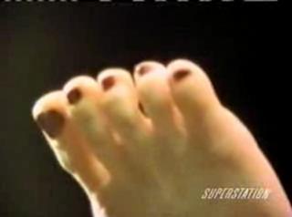 Barbie Thomas feet photo 8