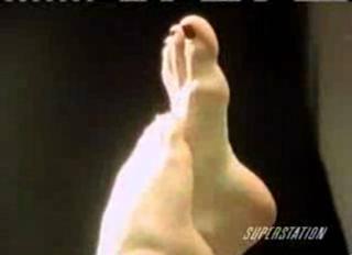 Barbie Thomas feet photo 3