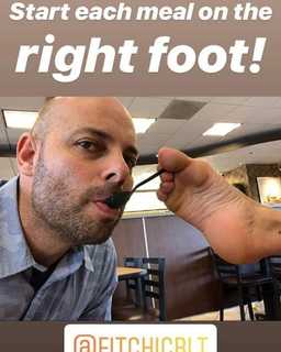 Barbie Thomas feet photo 1