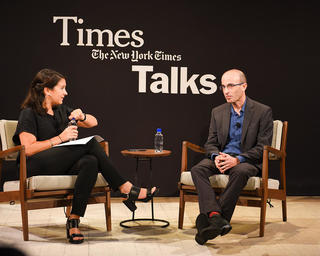 Bari Weiss feet photo 10
