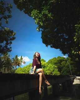 Barkha Singh feet photo thumbnail