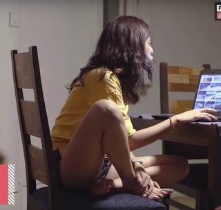 Barkha Singh feet photo thumbnail