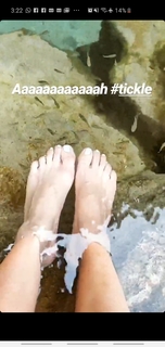 Barkha Singh feet photo thumbnail