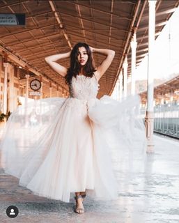 Barkha Singh feet photo thumbnail