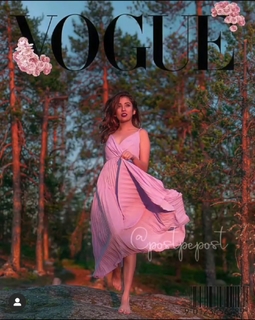 Barkha Singh feet photo thumbnail