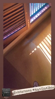 Barkha Singh feet photo thumbnail