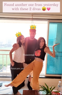 Barkha Singh feet photo thumbnail