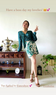 Barkha Singh feet photo thumbnail