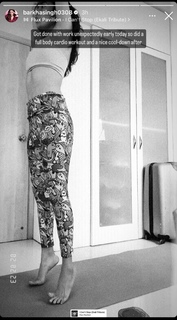 Barkha Singh feet photo thumbnail