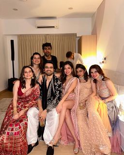 Barkha Singh feet photo thumbnail