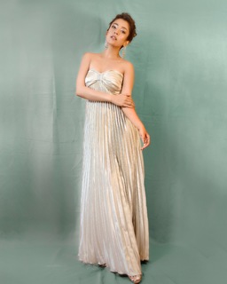 Barkha Singh feet photo thumbnail