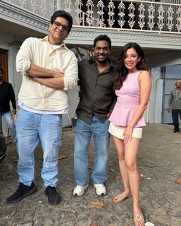 Barkha Singh feet photo thumbnail