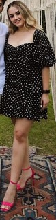 Basak Karahan feet photo 7